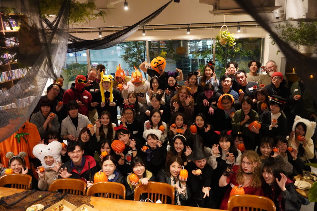 国際交流ハロウィンパーティーを開催しました!